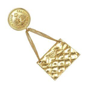 CHANEL Bag motif Matelasse COCO Mark Brooch Plated Gold 19g Women